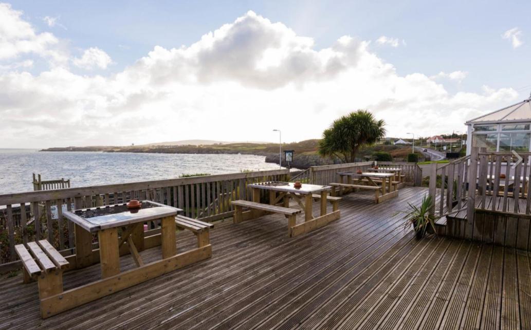 Trecastell Hotel Amlwch Exterior foto